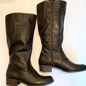 Wide Calf - Arora - (Chocolate) Zip Boots Size 12